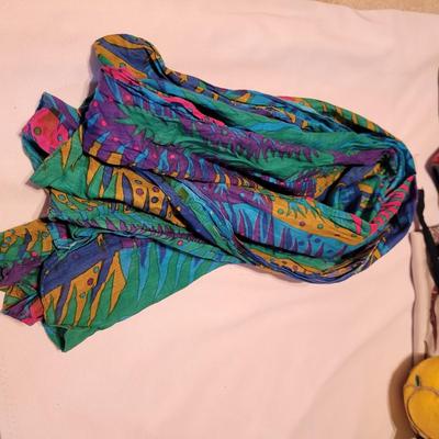 Indonesian and Latin American Clothing, Accessories and More (UB2-CE)