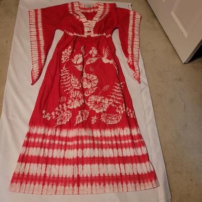Indonesian and Latin American Clothing, Accessories and More (UB2-CE)