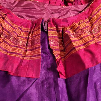 Indonesian and Latin American Clothing, Accessories and More (UB2-CE)