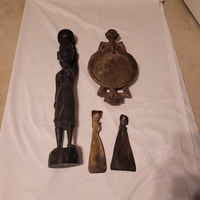 Wooden Figure Sculptures (UB1-CE)