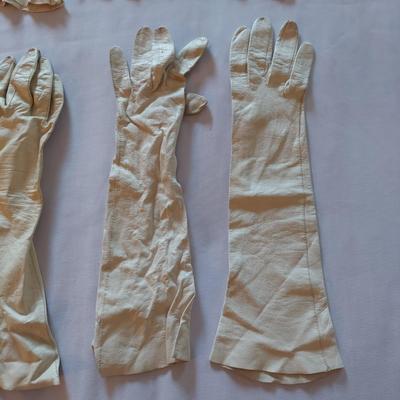 Vintage Leather Gloves (UB3-BBL)