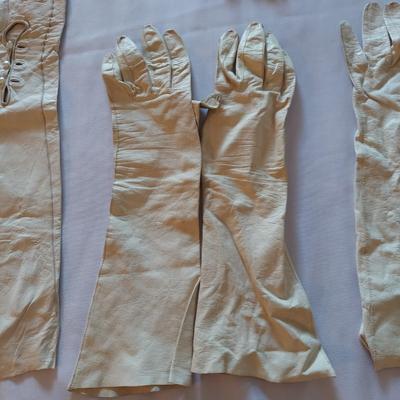 Vintage Leather Gloves (UB3-BBL)