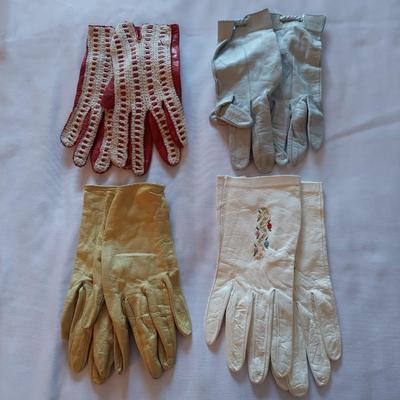 Vintage Leather Gloves (UB3-BBL)