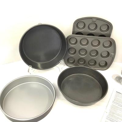 389 Large Baking Lot with Cookie Press and Rosette Iron Set