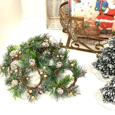 392 Santa Napkinsm Reindeer Sleds, Lang Williamsburg Trees, Napkins , Tray