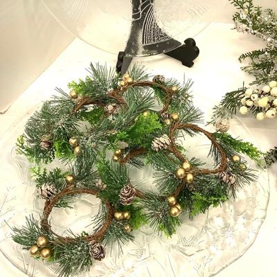 402 Two Holiday Glass Plates with Candle Centerpiece, wreath napkin rings