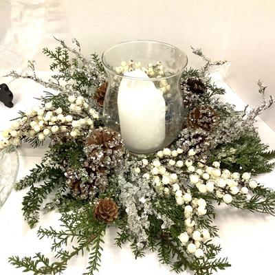 402 Two Holiday Glass Plates with Candle Centerpiece, wreath napkin rings