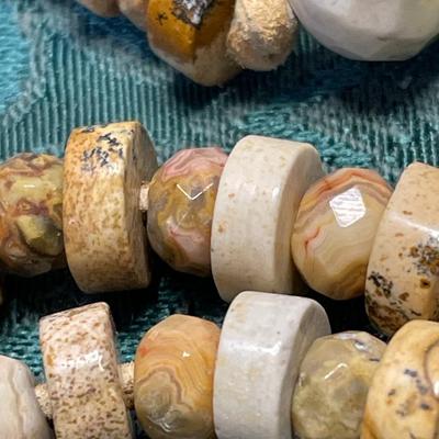 Stone Beads Necklace