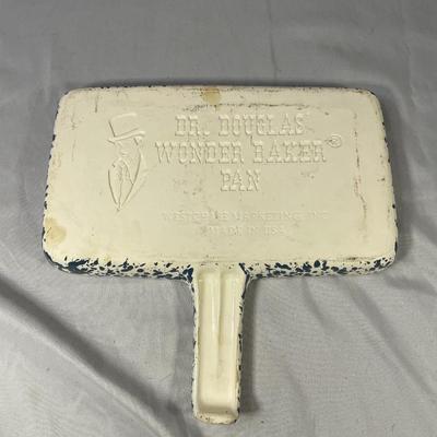 Dr. Douglas Wonder Baker Pan
