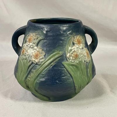 Roseville Double Handle Planter