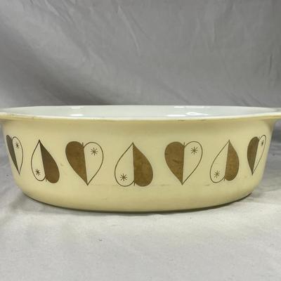 1959 Golden Heart Pyrex Casserole Dish