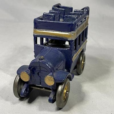 1940s Kenton Cast Iron Toy Bus