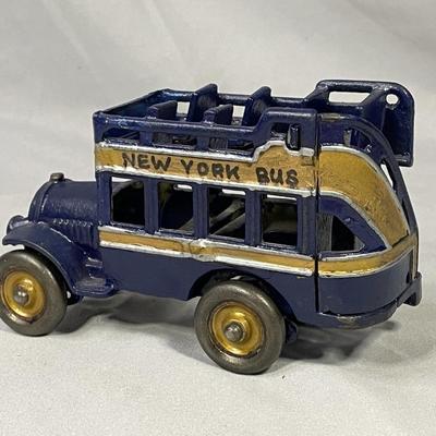 1940s Kenton Cast Iron Toy Bus