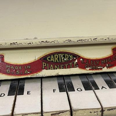 1900s Carters Pianette Child's Toy Piano