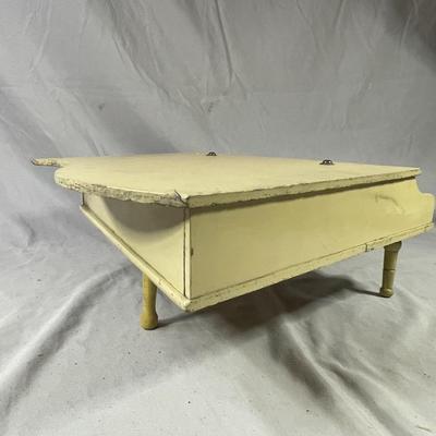 1900s Carters Pianette Child's Toy Piano