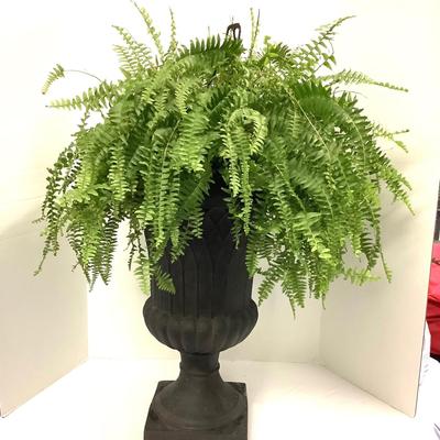 423 Allen & Roth Black Urn with Furn
