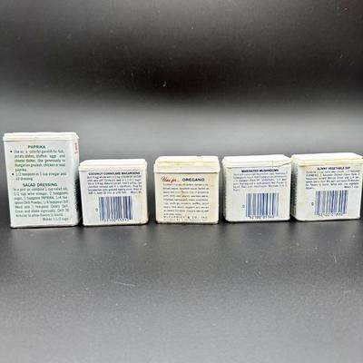 1970â€™s Vintage Spice Tins (5)