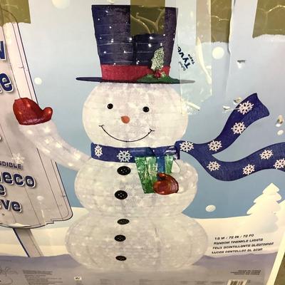 425 Pop Up Outdoor Snow man with Twinkle Lights