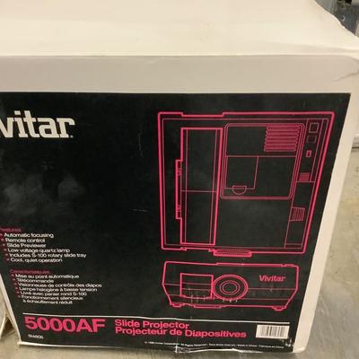 430 Vivitar 5000AF Slide Projector and Elite Screen