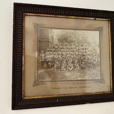 Vintage Framed Pic of Soldiers