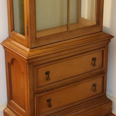 BRANDT Curio Cabinet Display w/ (3) Shelves & (2) Drawers