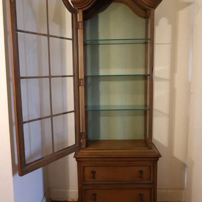 BRANDT Curio Cabinet Display w/ (3) Shelves & (2) Drawers
