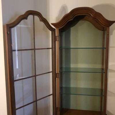 BRANDT Curio Cabinet Display w/ (3) Shelves & (2) Drawers