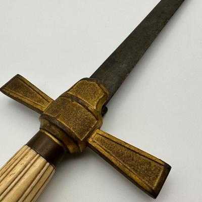 US 1840 MILITIA OFFICERâ€™S SWORD
