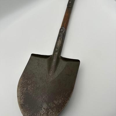 WWII M1910 Entrenching Shovel