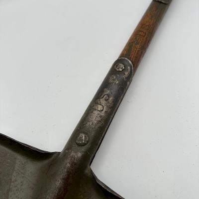WWII M1910 Entrenching Shovel