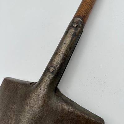 WWII M1910 Entrenching Shovel