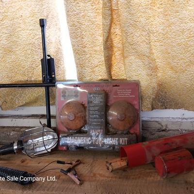 Automotive - 4-way - Tow lights - Work light - Flares