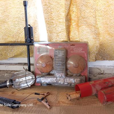 Automotive - 4-way - Tow lights - Work light - Flares