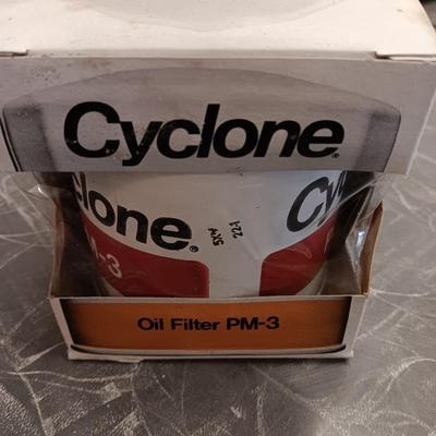 10 brand new Cyclone oil Filters PM-3