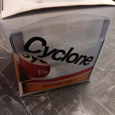 10 brand new Cyclone oil Filters PM-3