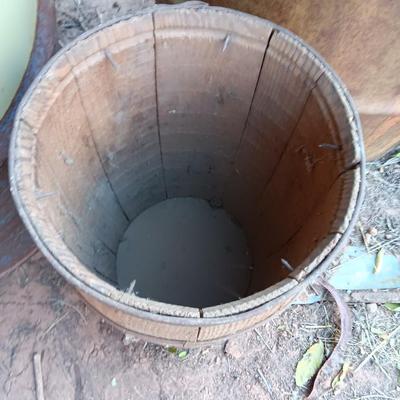 Vintage Wooden Primitive Wire Banded Nail Keg Barrel Rustic Farm Cabin Decor