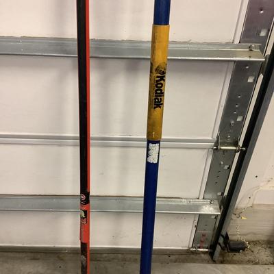 436 Kodiak Metal Rake , True Temper Hoe, Fiskars Hand Clippers