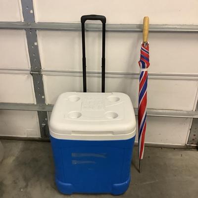 434 Igloo Ice Cube Cooler with Umbrella