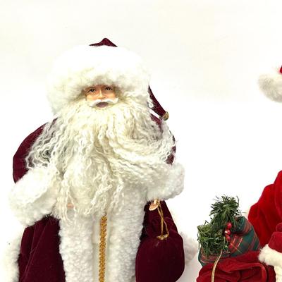 534 Set of 3 Decorative Santa Figures