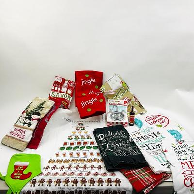570 Large lot of Holiday Sayings Tea Towels