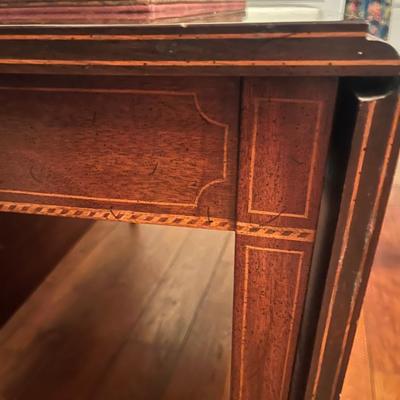 Drop Leaf Dining Room Table (DR-MG)