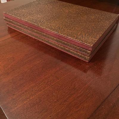 Drop Leaf Dining Room Table (DR-MG)