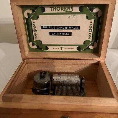 Picture Frames, Book Box & More (E-MG)