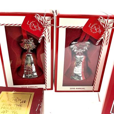 581 Lot of Lenox 5 Musical Silver Plated Bells