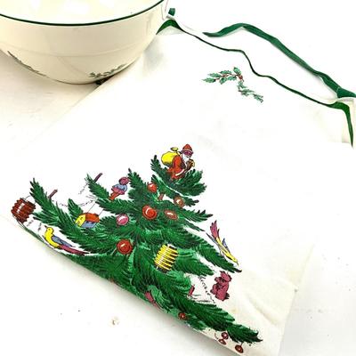 617 SPODE Christmas Tree Batter Bowl, Apron, and Paddle Dish