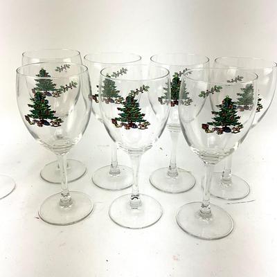 632 Set of SPODE Christmas Tree Design Wine Glasses