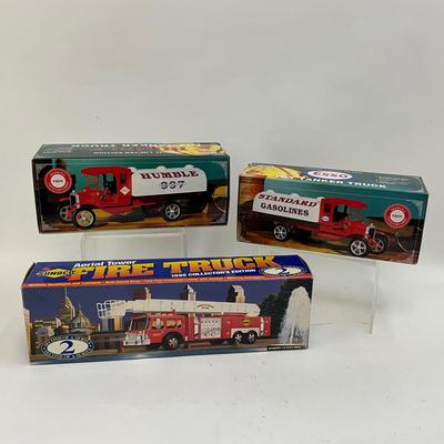 635 Set of 3 Collector Trucks