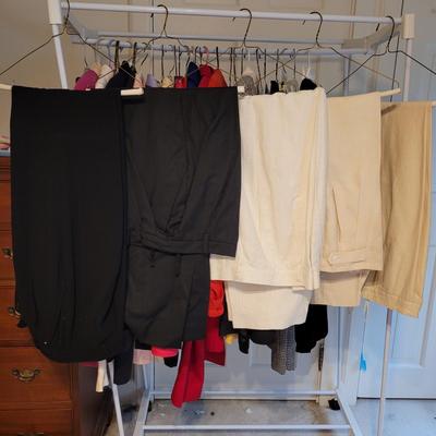 Womenâ€™s Sz M/L Tahari, Anne Klein and More Sets (UB2-CE)