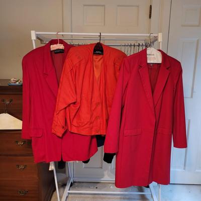 Womenâ€™s Sz M/L Tahari, Anne Klein and More Sets (UB2-CE)