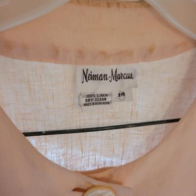 Womenâ€™s Sz M/L Neiman Marcus, Lord and Taylor and More Suit Sets and Dresses (UB2-CE)